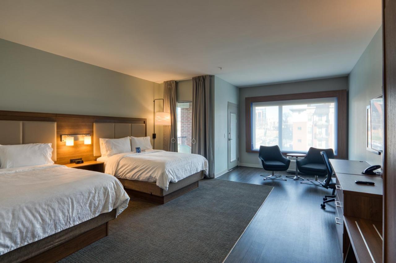 Holiday Inn Express & Suites - Charlotte - South End By Ihg Екстериор снимка