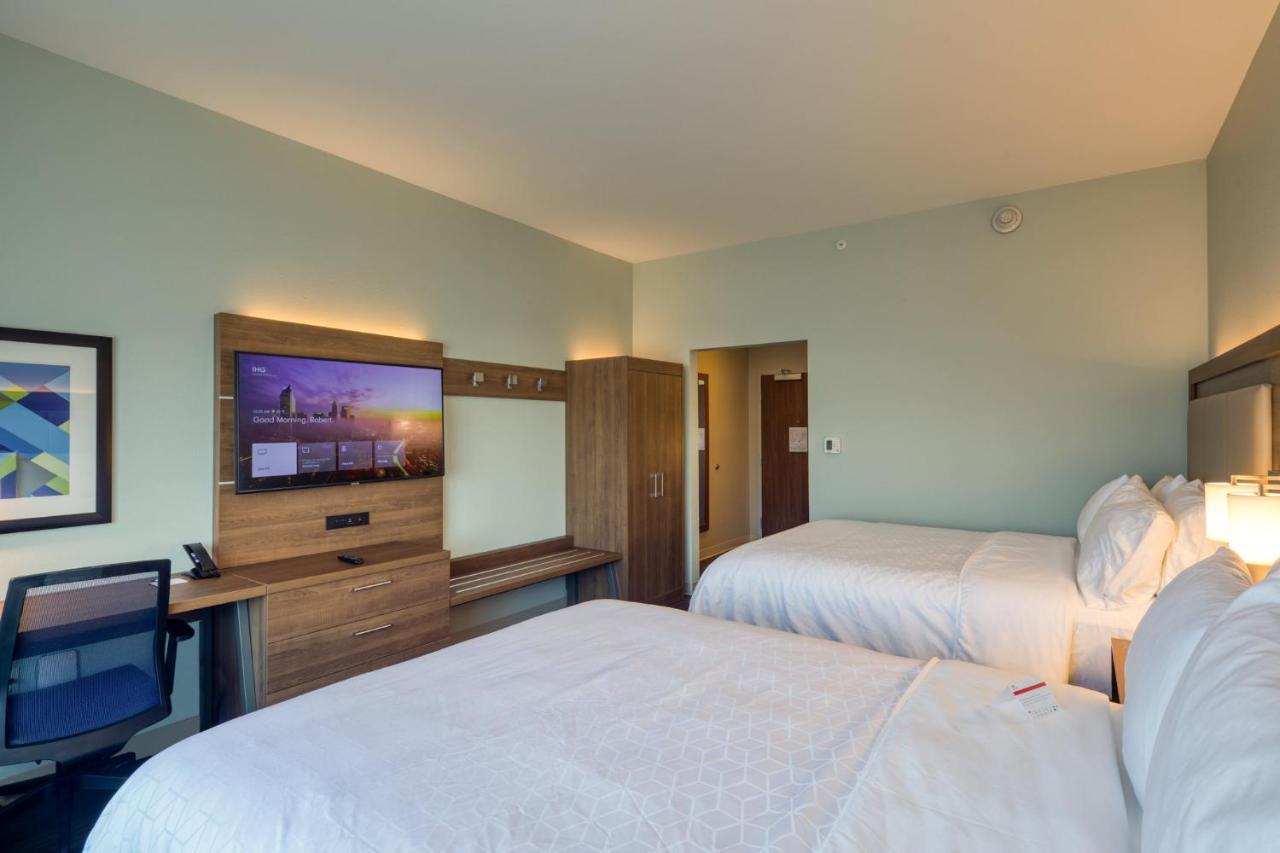 Holiday Inn Express & Suites - Charlotte - South End By Ihg Екстериор снимка