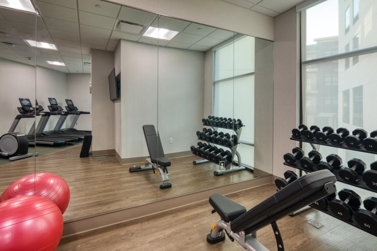 Holiday Inn Express & Suites - Charlotte - South End By Ihg Екстериор снимка