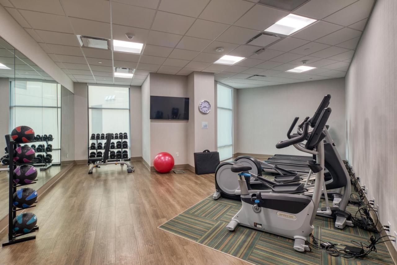 Holiday Inn Express & Suites - Charlotte - South End By Ihg Екстериор снимка